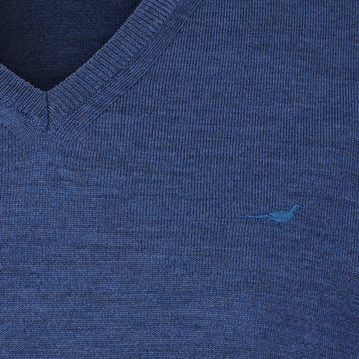 Sussex V-neck Merino Sweater – Corn Blue