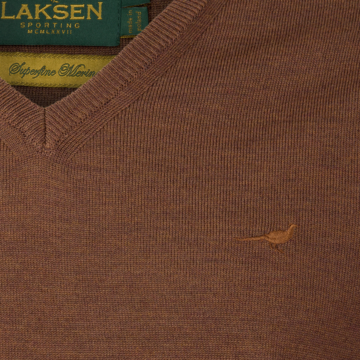 Sussex V-neck Merino Sweater – Rum